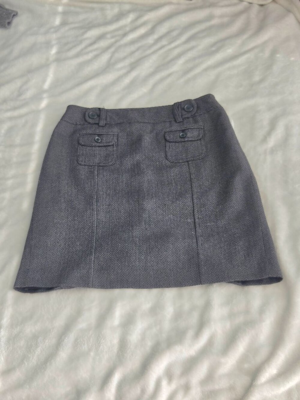 MINI PENCIL SKIRT BY ANNE TAYLOR IN GRAY TWEED, SIZE 6P